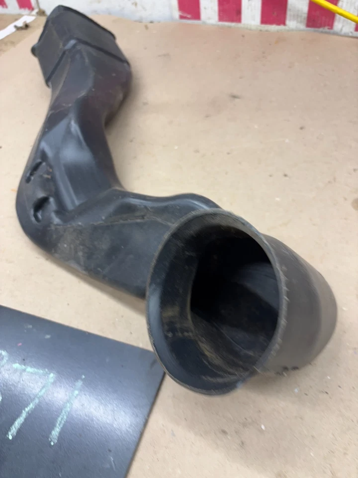 1970 1971 1972 MONTE CARLO CHEVELLE MALIBU EL CAMINO AC AIR DUCT TUBE 3967977 OE - Image 3 of 4