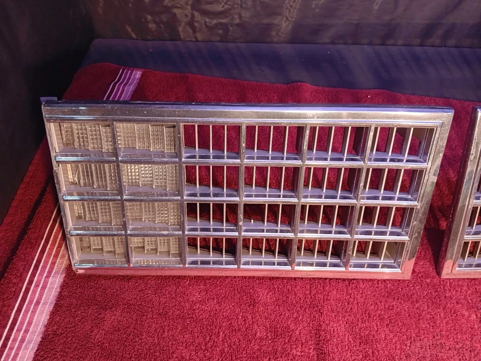 1969–72 Chevy C10 C20 K10 K20 Blazer Suburbano OEM Conjunto de Moldura e Balde de Farol – - Imagem 4 de 4