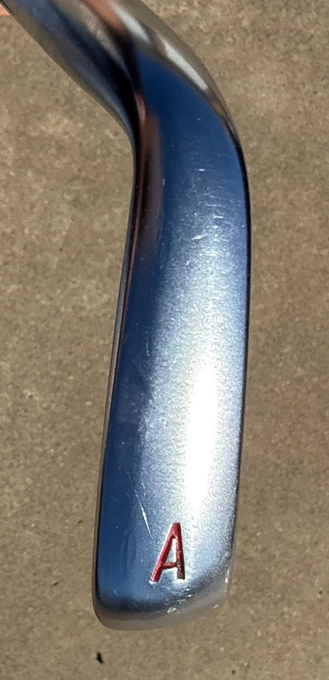 Cuña Callaway RAZR X A (Approach) derecha eje de acero flexión regular 36" usada Foto 3 de 4