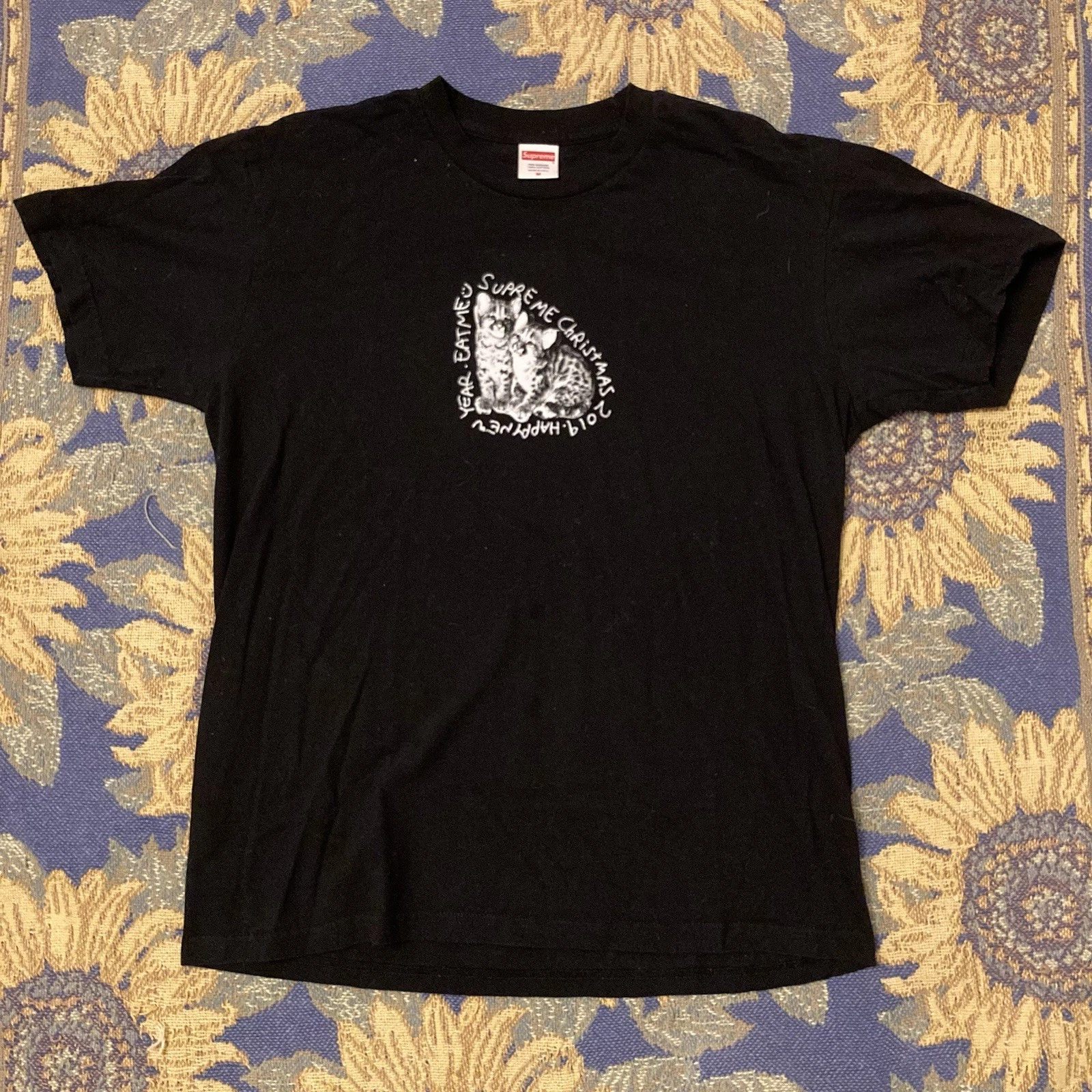 Supreme Eat Me Tee Noël 2019 Bonne Année T Shirt Noir Chatons USA M