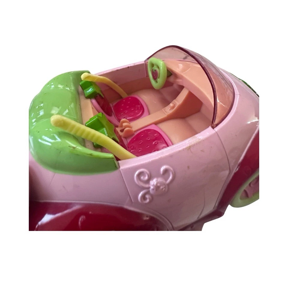 2009 Hasbro Strawberry Shortcake Toy RC Car with Remote - Image 3 of 4