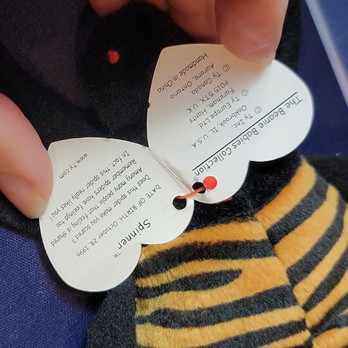 *RARE*ERRORS* Original ‘Spinner’ TY Beanie Baby - w/ protective case - Picture 3 of 6