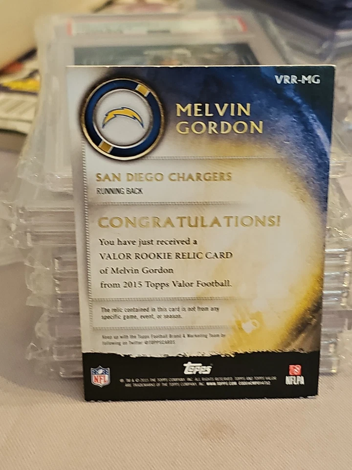 2015 Topps Valor Football Melvin Gordon Rookie Card RC Patch/Jersey Relic VRR-MG - Image 2 of 2