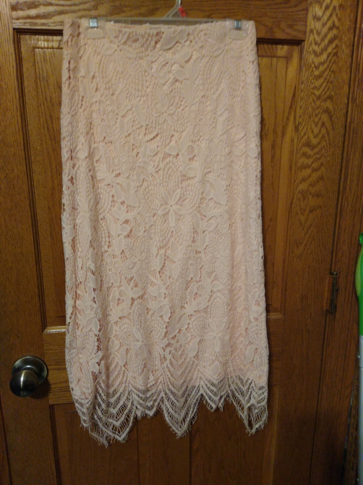 Picture 1 of 4