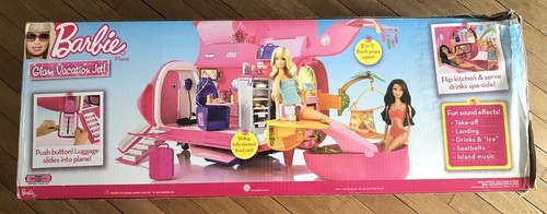 Barbie Glam Vacation Jet Includes 3 Dolls Brand New Factory Sealed Mattel 2009 - Picture 6 of 21