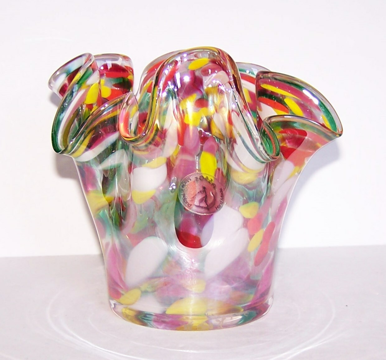 BEAUTIFUL ZORZA POLAND HAND BLOWN ART GLASS MULTI-COLOR HANDKERCHIEF VASE