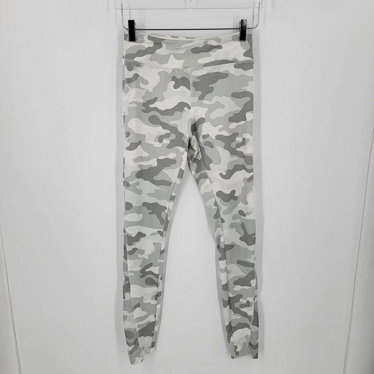 Forever 21 hotsell camouflage leggings