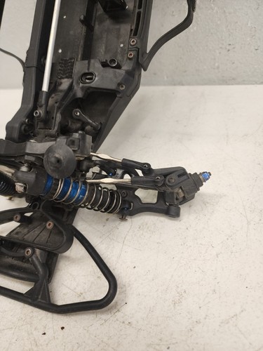 Team Associated Sc10 4X4 gebrauchter Offroad-LKW Tekin RX8 nur Unterseite wie besehen - Bild 5 von 22