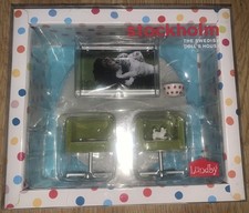 Lundby Neu Verpackt Lounge TV Stühle Teppich Katze