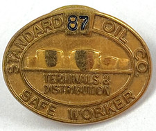 Standard Oil Safe Worker Award Pin 1987 Terminals & Distribution Lapel Pin VTG