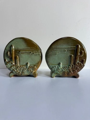 Frankoma pottery cactus prairie green pillow vase desert scene