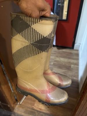 Burberry Rain Boots SIZE 35