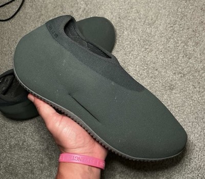 Adidas Yeezy Knit Runner  Stone Onyx  Size 12 Excellent Condition
