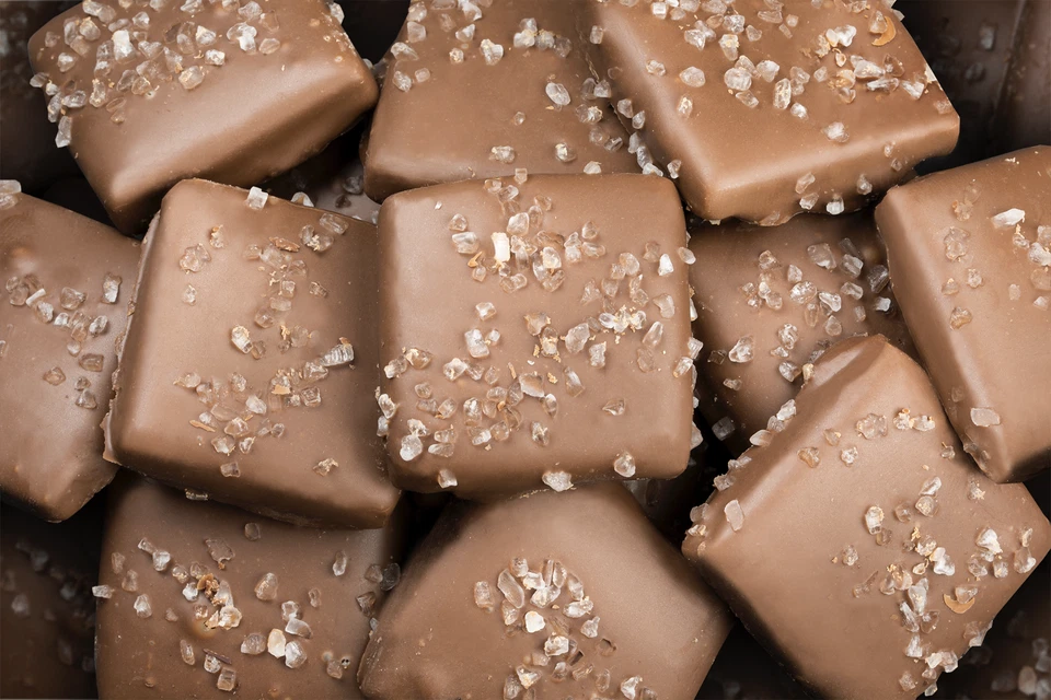 阿尔巴尼亚牛奶巧克力英国咖啡含海盐选择尺寸免费送货 — 第 2/3 张图片