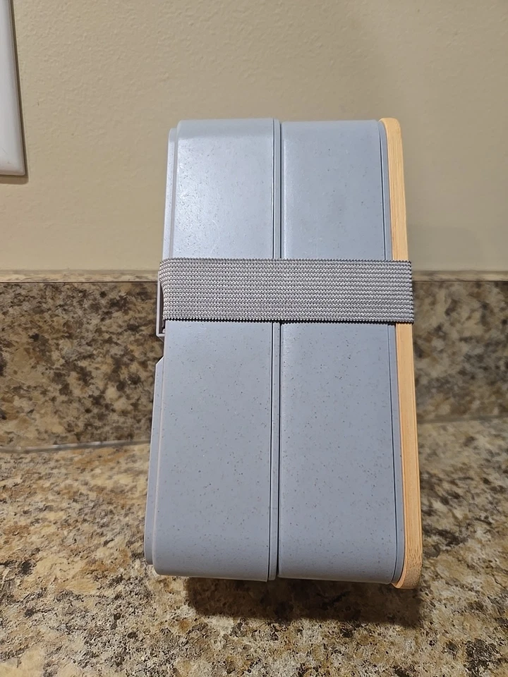 Caja Bento Castillo Blanco Tapa Bambú Foto 2 de 4