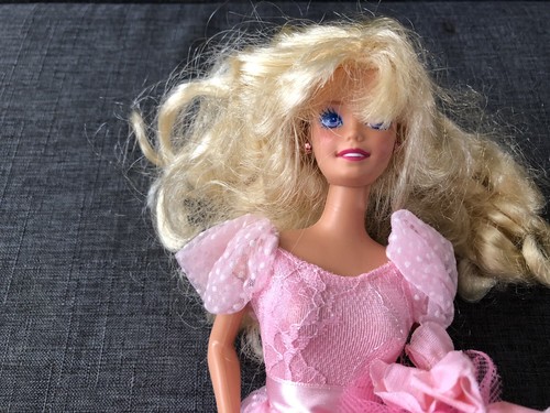 Mattel Barbie "Wedding Day, Lovely Bridesmaid" 1990 Vintage Doll - Picture 2 of 4