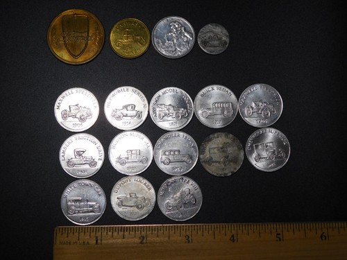 17 TOKENS COINS (13) ANTIQUE CAR COIN SERIES (1) CAR WASH (1) FORD (1 ...