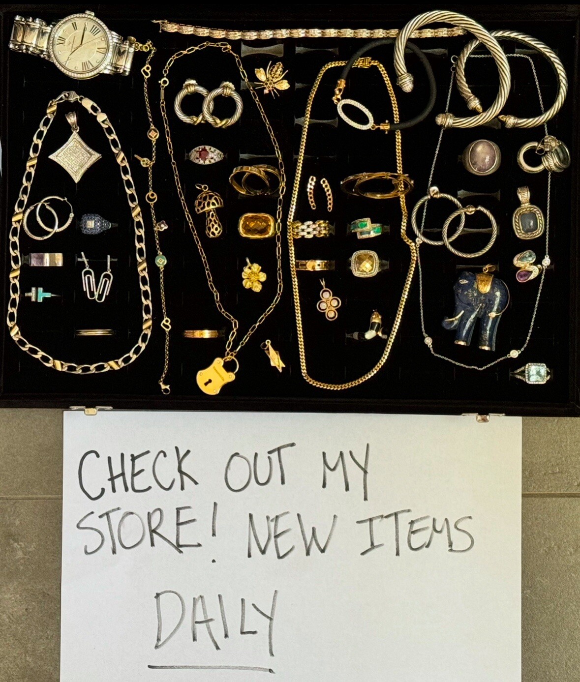 Rectangle Diamond Pendant  With Zigzag Design 18k… - image 2