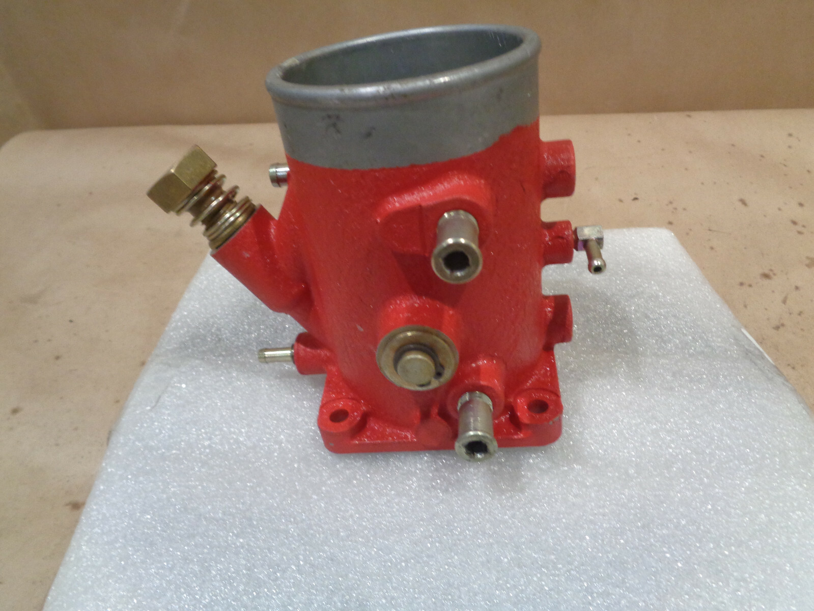 Ferrari Mondial QV - Throttle Body, NEW  # 118906