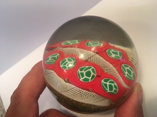 Vintage Italy MURANO Latticino LACE Ribbon Paperweight Green Soccer Ball in Red - Picture 10 of 11