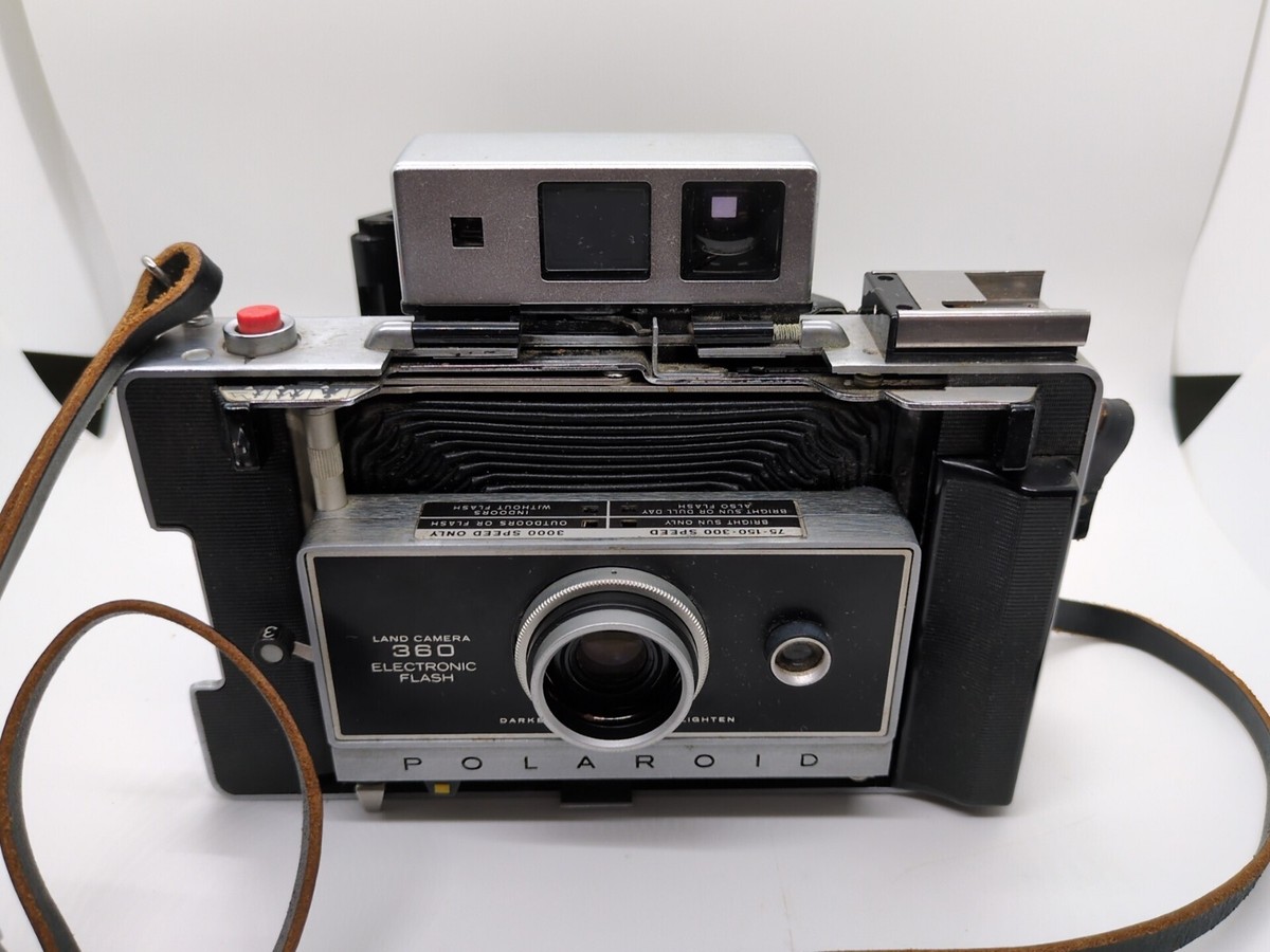 Vintage Polaroid 360 Land Camera Flash And Quick Charger In Case