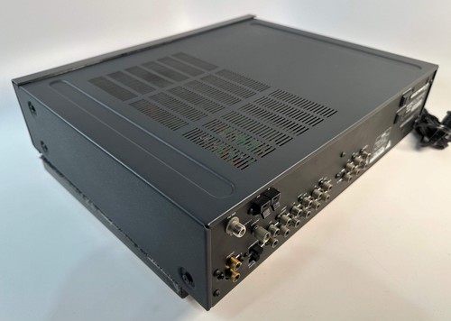 Sintonizzatore preamplificatore NAD 1600 con stadio phono - Foto 12 di 23