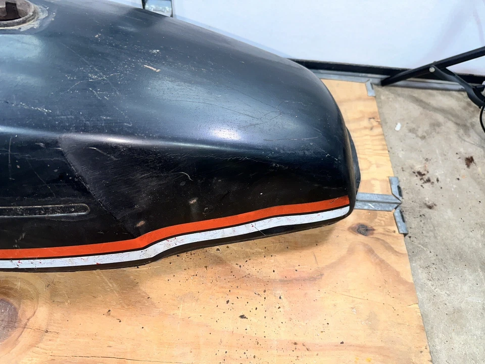 80-83 Suzuki GS1100 GS1100E 1980 OEM tanque de combustible de gasolina depósito lata Foto 4 de 4