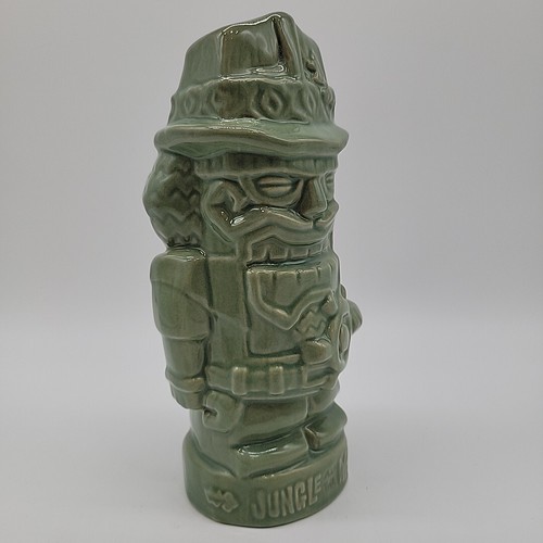 Trader Sam's Enchanted Tiki Bar Nutcracker 1st Edition Jungle All the Way Disney - Picture 9 of 12
