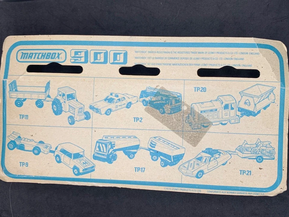 MATCHBOX 900 TP-27-A1 Steam Loco & Passenger Car Sealed on Card - Image 2 of 4