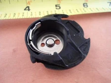 Bobbin Case 51045 for SINGER Sewing Machine Futura CE 100 200 150 250 350 Taiwan