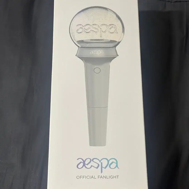Aespa Fan Support Lightstick - Slight Box Discoloration