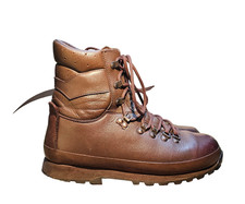Altberg Defender lightweight Hiking, Fishing Walking, any activity Boots UK 9 M