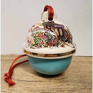 Satsuma Pottery Hanging Bell Japanese Carriage Floral Scene x1