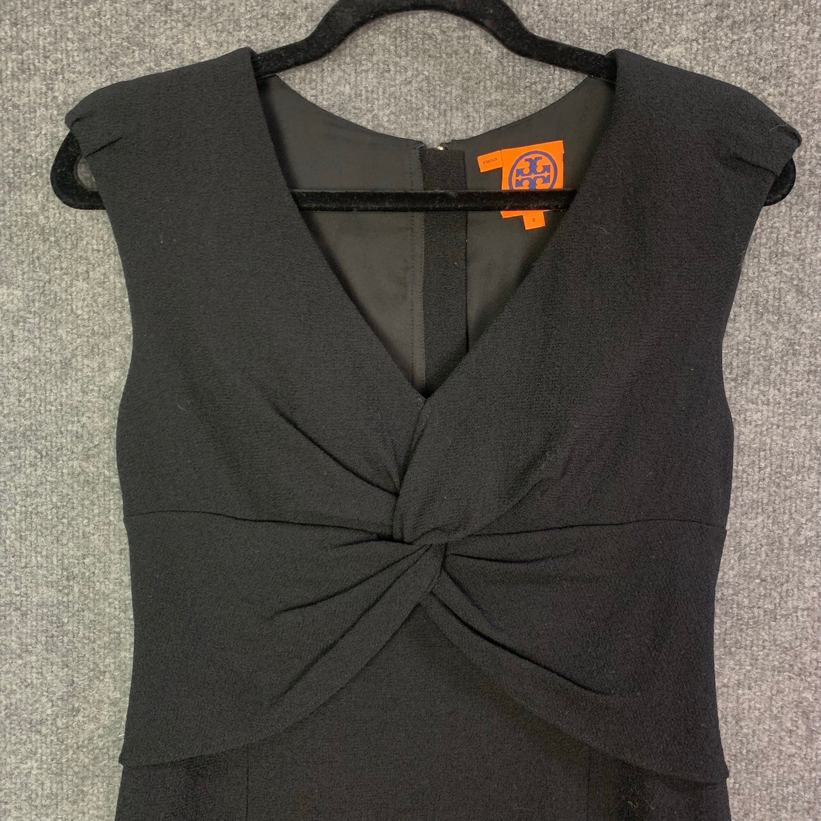 TORY BURCH 'Patrice' 100% Wool Crepe DRESS SIZE 2 BLACK