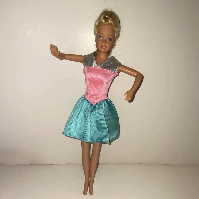 Mattel Barbie Blonde Straight Hair Pink & Teal Dress 11 in Articulated Doll