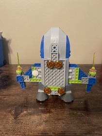 LEGO Toy Story 7593 Buzz's Star Command Spaceship Buzz Lightyear (no minifigs)