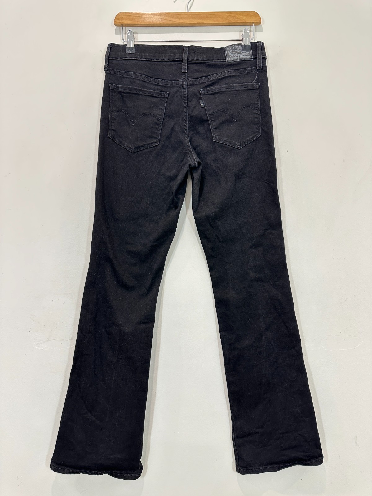 Levi's 315 Shaping Bootcut Jeans Women 29 (Actual 30x31) Black Denim Mid Rise image 2