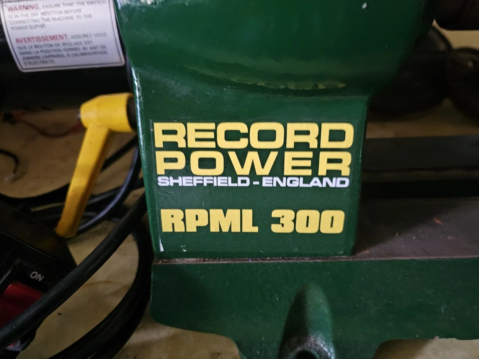 Torno para torneamento de madeira Record Power RPML300C - Imagem 2 de 4