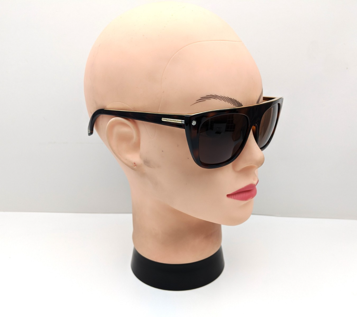 ?️Made in Italy! GIVENCHY SGV883 Sunglasses 55/18/140  display picture 2