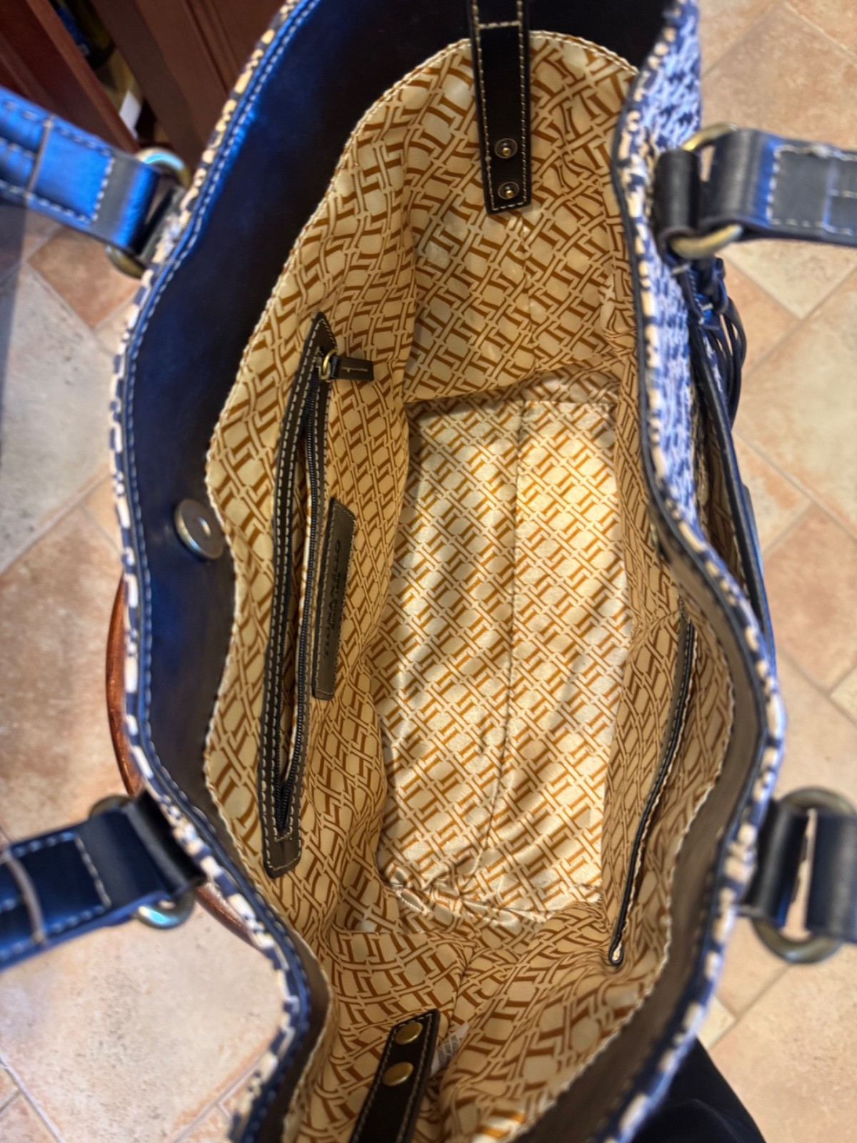 Handbag Tignanello - image 3