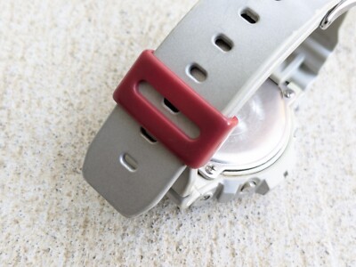 Casio G-Shock 1289 DW-6900CB-8 Silver Strap Pink Silver Watch