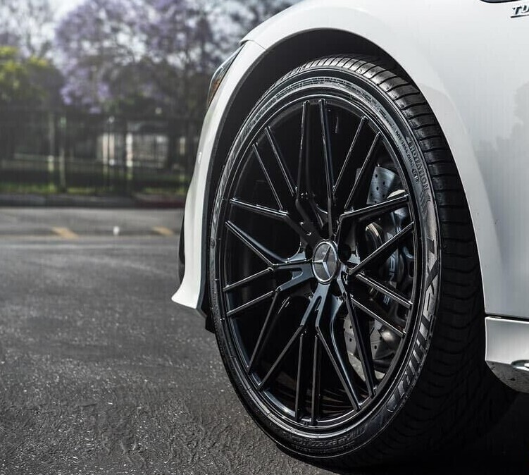 22'' Roadforce RF13 fit Mercedes S550 Bentley S63 Gloss Black Tires GLC X5 750LI