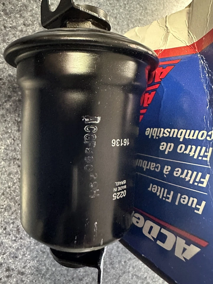 Paquete de 1 filtro de combustible AC Delco sin anillos GF590 25121587 Foto 4 de 4