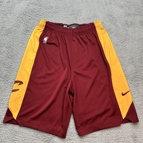 Nike Dri-Fit Cleveland Cavaliers Basketball Shorts Mens Large Tall 38 Cavs NBA