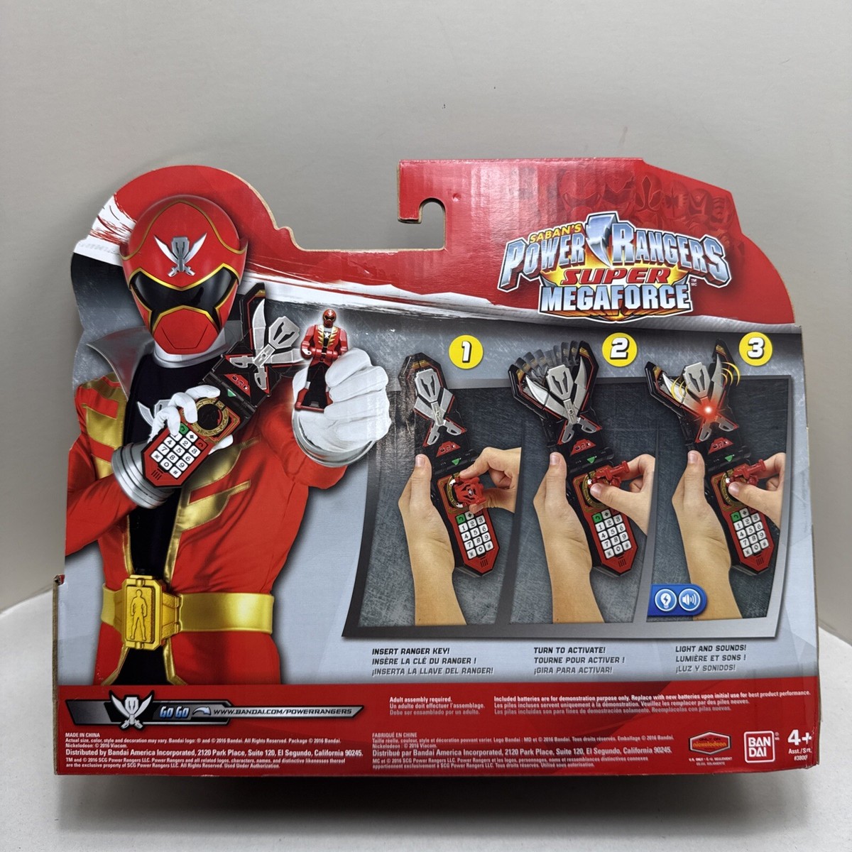 CREASED PACKAGE Bandai Power Rangers Super Megaforce DELUXE