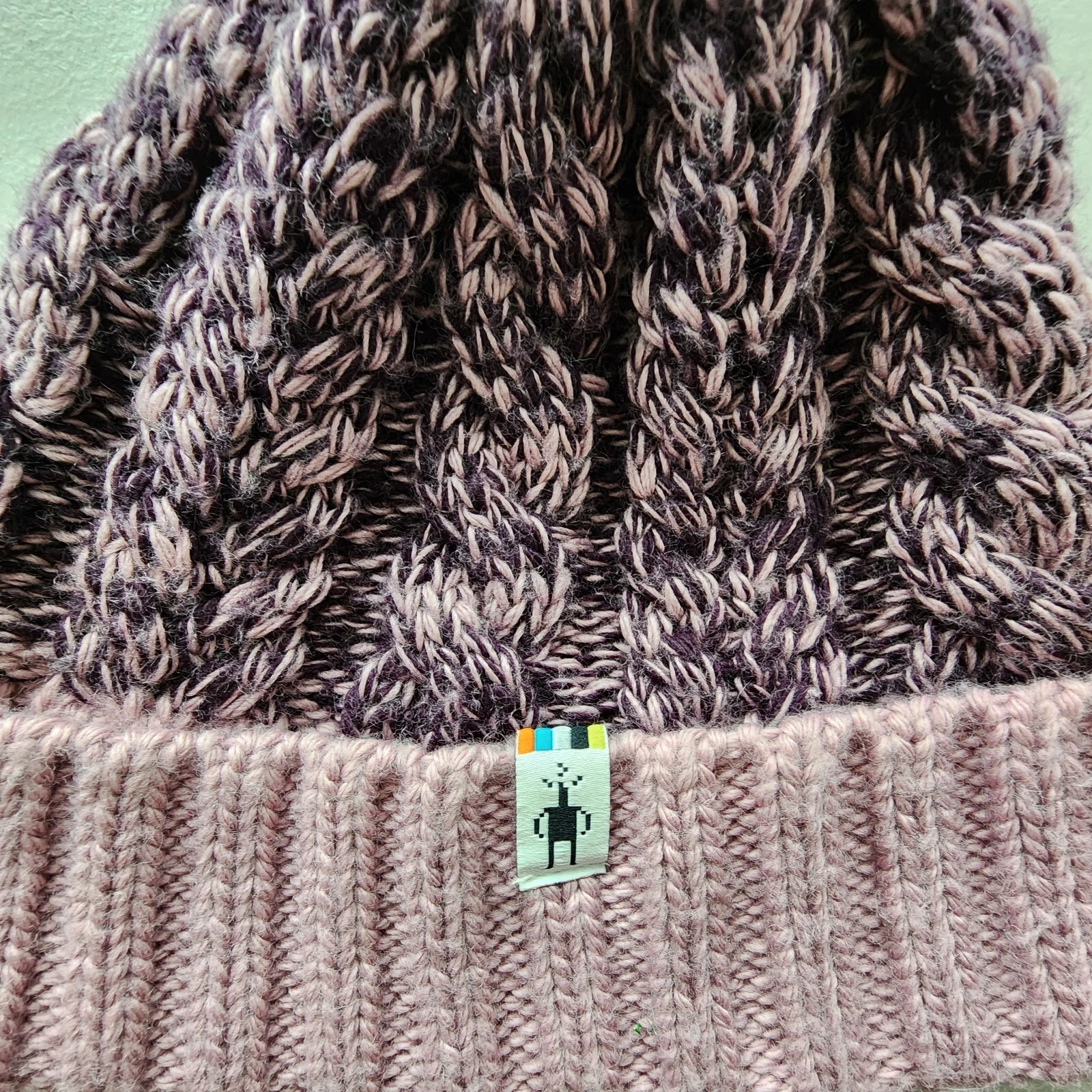 smartwool ski town beanie pom cable knit cuffed mauve 