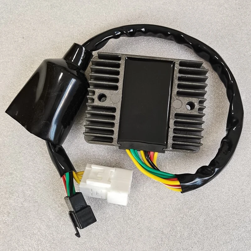 Regulador Rectificador Voltaje para Honda Reflex Forza NSS250 03-07 VTX1800 C 02-08 Foto 3 de 3