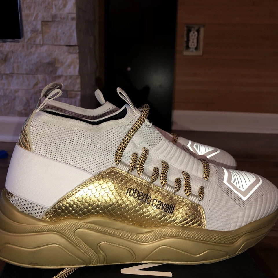 Roberto Cavali Logo-Print White & Gold Sneakers - Image 2 of 4