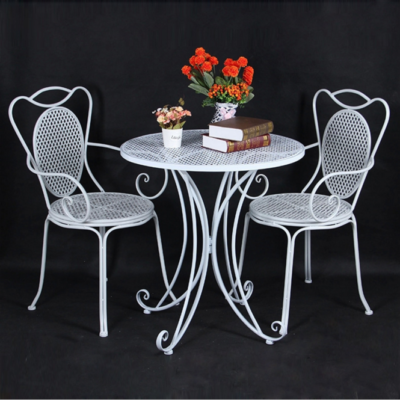 white wrought iron dining set