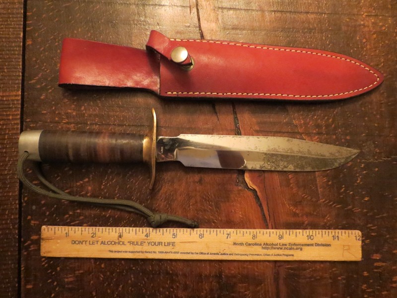 Vintage Vietnam Era Model 1 Type Fighting Knife w/ Sheath